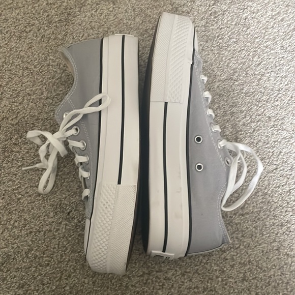 NWOT Light Grey Platform Converse Low Top Chuck Taylor SZ 7M Runs Large - Picture 7 of 13